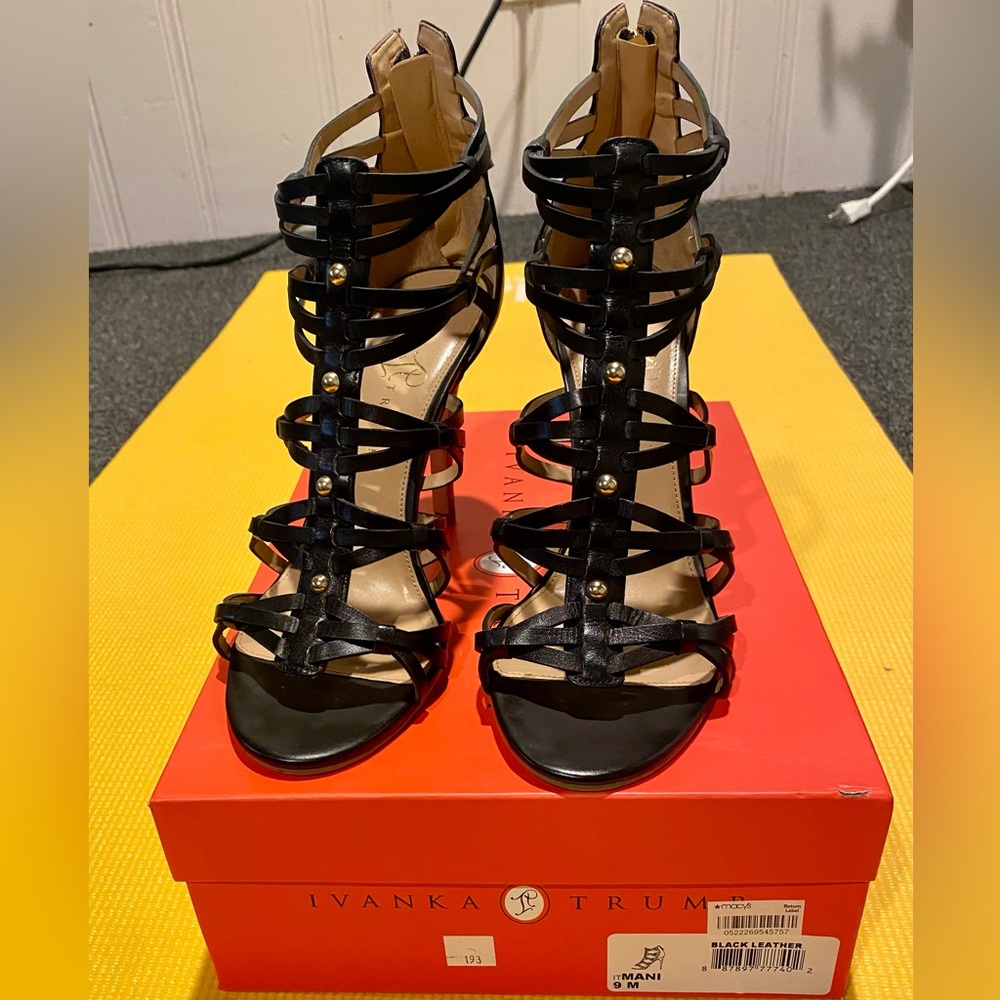 Super adorable heels - black leather by ivrnka trump